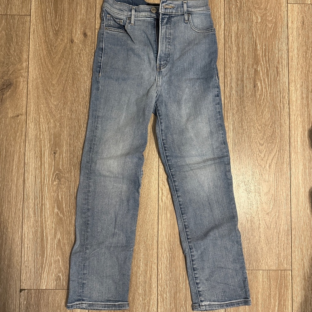 Women’s Express Straight Light Denim Jeans